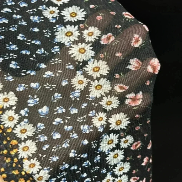 Cyrus Kimono,Duster,coverup,lightweight sheer Daisy pattern, multiwear - Picture 3 of 11